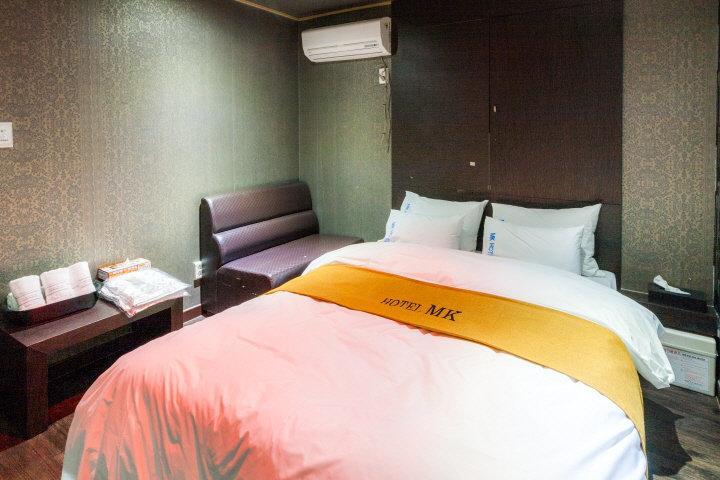 Hotel Mk Suwon Exteriör bild